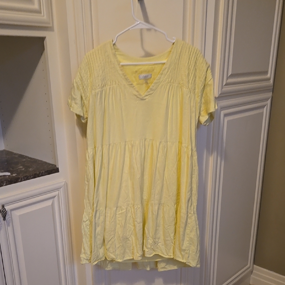 Cupio Light Yellow Tiered V-Neck Dress